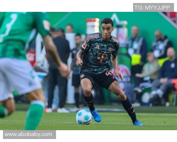 德甲擂台赛愈演愈烈,争夺激烈上演 德甲擂台赛愈演愈烈,争夺激烈上演