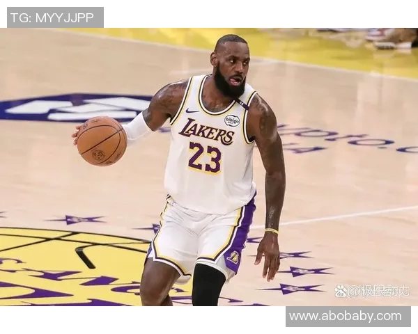 大卫-詹姆斯效力球队强势晋级季后赛——一位传奇门将的回归