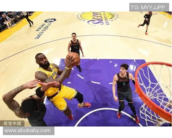 湖人客场击败奇才,詹姆斯全场28投19中拿下全队最高33分 湖人客场击败奇才,詹姆斯全场28投19中拿下全队最高33分