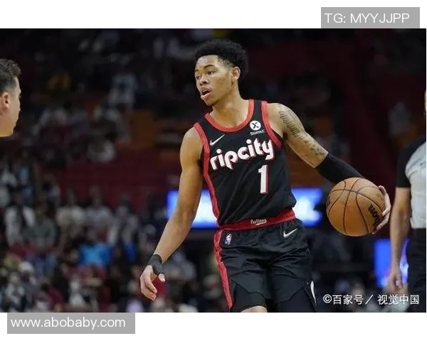 开拓者队客场击败尼克斯队，展现强劲实力