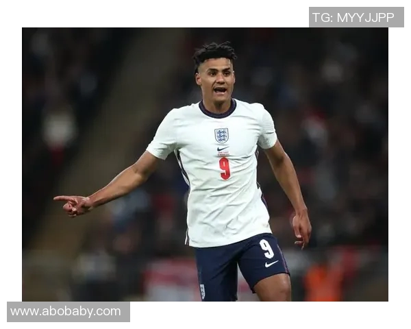 荷兰英格兰重燃热血之战，两队前锋实力PK