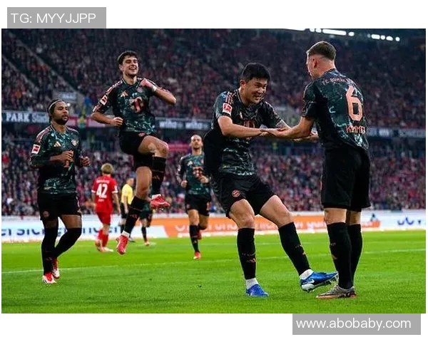 拜仁慕尼黑再次夺得德甲冠军,连续七年荣耀封王! 拜仁慕尼黑再次夺得德甲冠军,连续七年荣耀封王!