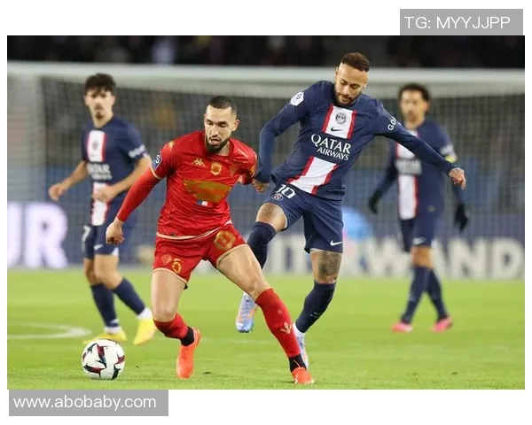 尼斯宣布签下巴黎圣日耳曼前锋,法甲劲旅引援助力冲击欧战资格 尼斯宣布签下巴黎圣日耳曼前锋,法甲劲旅引援助力冲击欧战资格