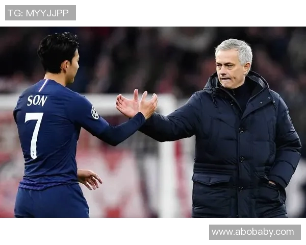 穆里尼奥执教热刺:三年签约重燃夺冠目标,再次点燃英超竞争火花 穆里尼奥执教热刺:三年签约重燃夺冠目标,再次点燃英超竞争火花